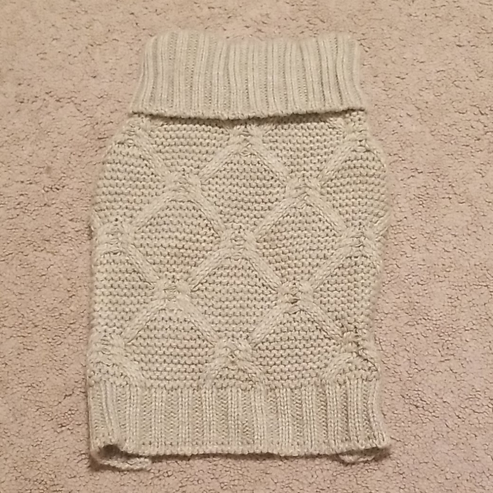 Small dog sweater by Simply Dog